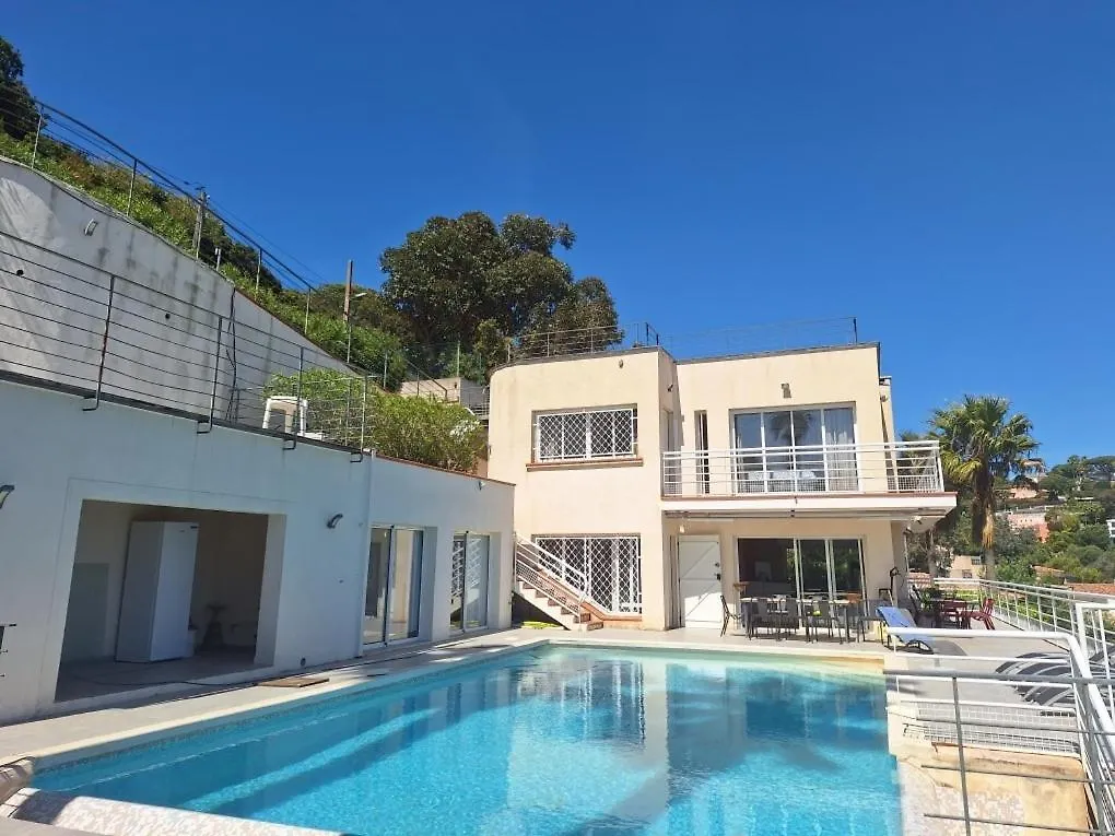 Holiday home Villa Alamp Super Cannes -Vue Mediterranee Exceptionnelle - 4 Chambres Avec Salles De Bain Wc - Piscine Privee Sans Vis-A-Vis - Rooftop Panoramique Vallauris France