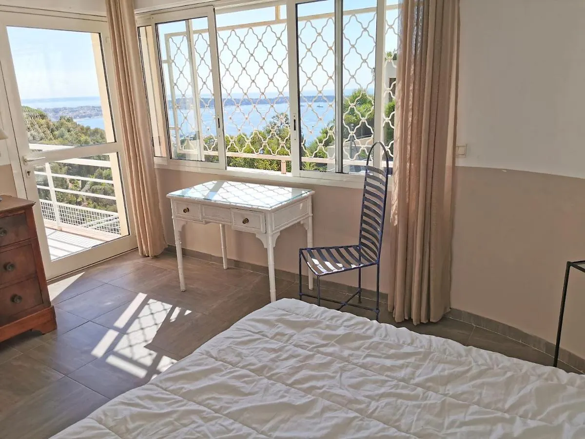 Дом отдыха Villa Alamp Super Cannes -Vue Mediterranee Exceptionnelle - 4 Chambres Avec Salles De Bain Wc - Piscine Privee Sans Vis-A-Vis - Rooftop Panoramique Валлорис Франция