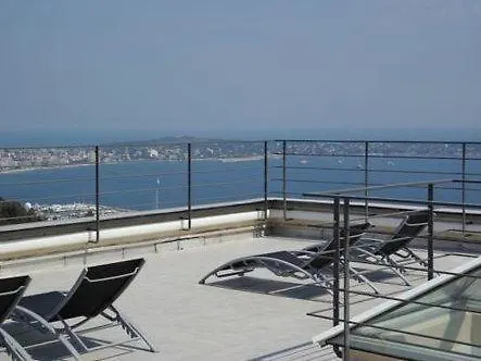 Dom wakacyjny Villa Alamp Super Cannes -Vue Mediterranee Exceptionnelle - 4 Chambres Avec Salles De Bain Wc - Piscine Privee Sans Vis-A-Vis - Rooftop Panoramique Vallauris