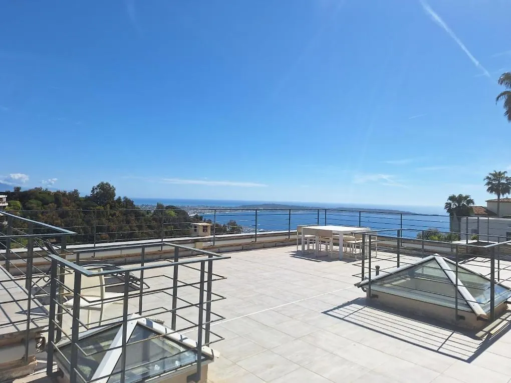 Villa Alamp Super Cannes -Vue Mediterranee Exceptionnelle - 4 Chambres Avec Salles De Bain Wc - Piscine Privee Sans Vis-A-Vis - Rooftop Panoramique Валлорис 0*,