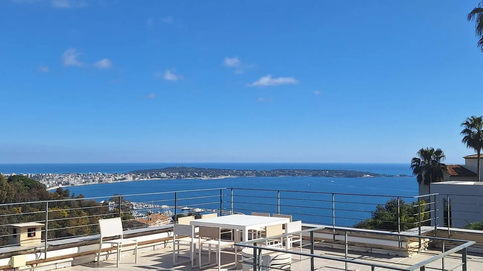 Villa Alamp Super Cannes -Vue Mediterranee Exceptionnelle - 4 Chambres Avec Salles De Bain Wc - Piscine Privee Sans Vis-A-Vis - Rooftop Panoramique Валлорис 0*,  Франция