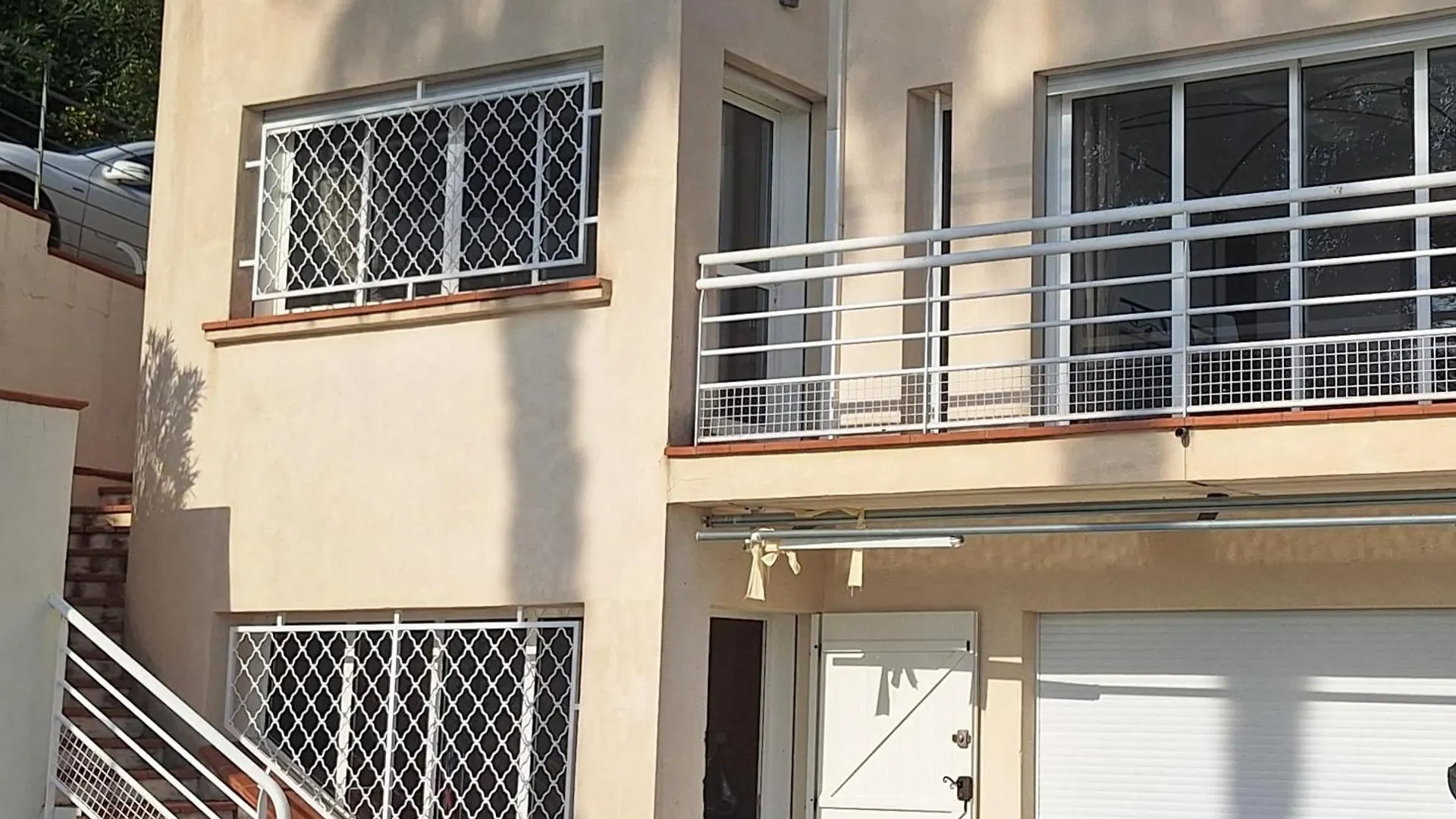Дом отдыха Villa Alamp Super Cannes -Vue Mediterranee Exceptionnelle - 4 Chambres Avec Salles De Bain Wc - Piscine Privee Sans Vis-A-Vis - Rooftop Panoramique Валлорис Франция